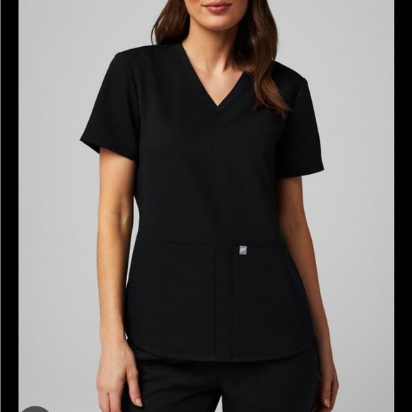 Fabletics Black Scrub Set - Picture 11 of 12